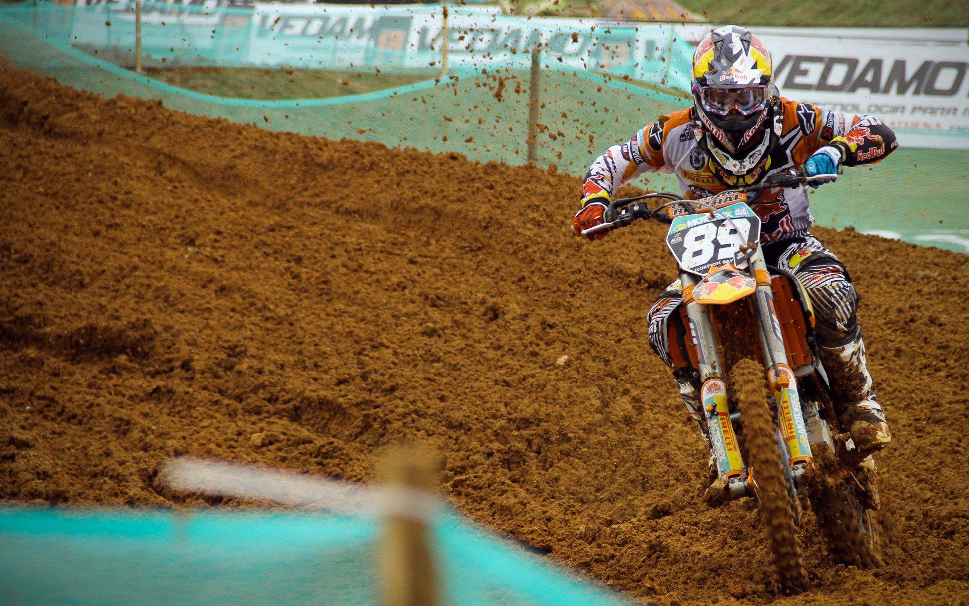 铿锵玫瑰再绽放！中国女足逆转取胜挺进亚洲杯四强